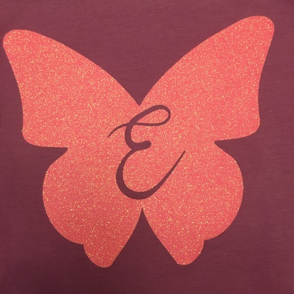 🦋NWOT Monogrammed “E”  Butterfly Long Sleeve Tee - Picture 2 of 8